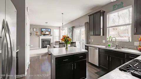 Kitchen - 860 Meadows Dr, Jackson, MI 49203 photo 1 of 2