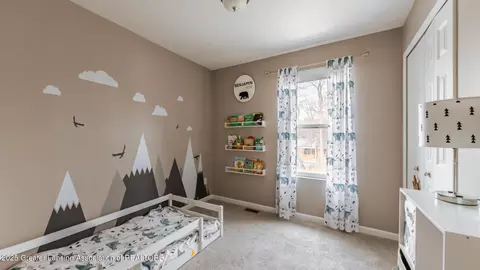 Bedroom - 860 Meadows Dr, Jackson, MI 49203 photo 5 of 6