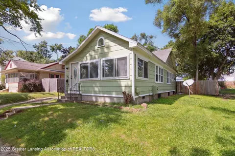 166 W Prospect St, Jackson, MI 49203 photo 4