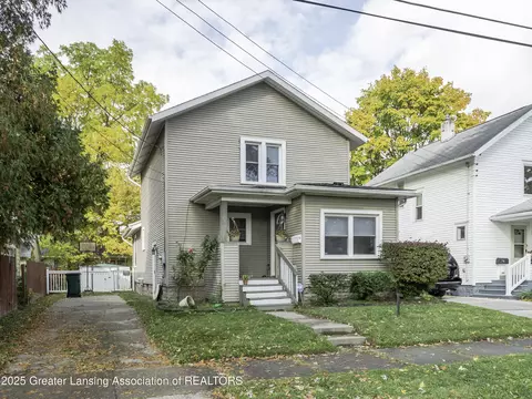 824 Riverview Ave, Lansing, MI 48915