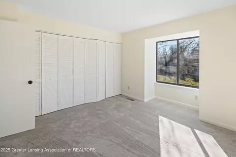Bedroom - 320 Park Meadows Dr, Lansing, MI 48917 photo 5 of 6