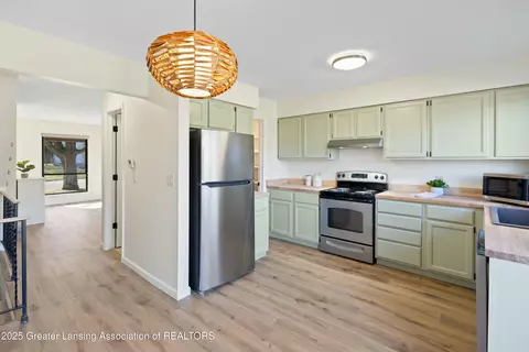 Kitchen - 320 Park Meadows Dr, Lansing, MI 48917 photo 1 of 3