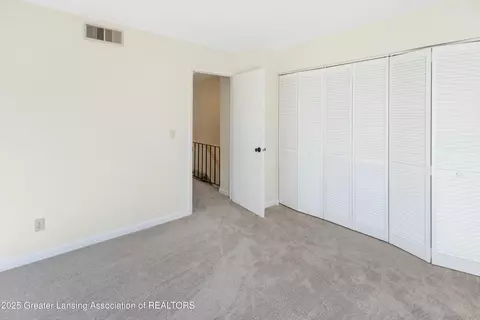 Bedroom - 320 Park Meadows Dr, Lansing, MI 48917 photo 4 of 6