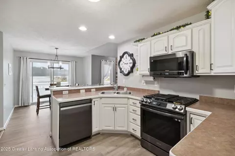 3231 E Price Rd, Saint Johns, MI 48879 photo 4