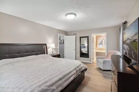 3231 E Price Rd, Saint Johns, MI 48879 photo 16