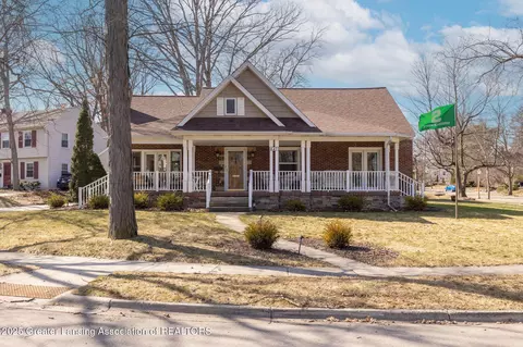 641 Kensington Rd, East Lansing, MI 48823