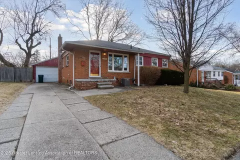 2202 Dillingham Ave, Lansing, MI 48906