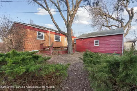 2202 Dillingham Ave, Lansing, MI 48906 photo 24