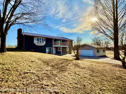 22622 N R Dr, Marshall, MI 49068