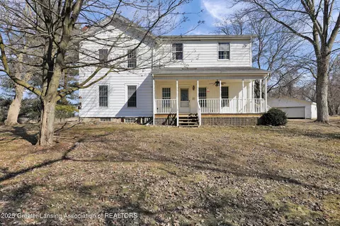 6251 Hill Rd, Bellevue, MI 49021