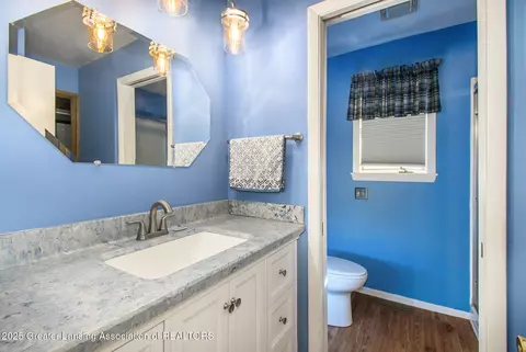 5935 E Parks Rd, Saint Johns, MI 48879 photo 12