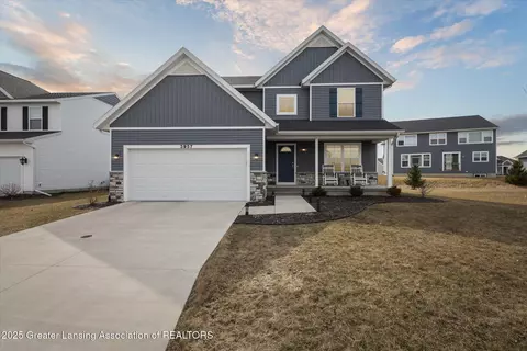 3957 Stirrup St, East Lansing, MI 48823
