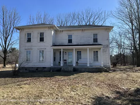 4807 Leland Rd, Laingsburg, MI 48848