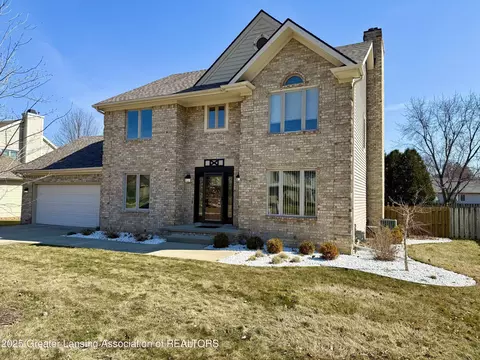 2318 Cheltingham Blvd, Lansing, MI 48917