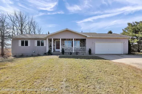 5501 W Jason Rd, Saint Johns, MI 48879
