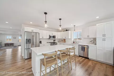 Kitchen - 3796 E Roosevelt Rd, Ashley, MI 48806 photo 2 of 5