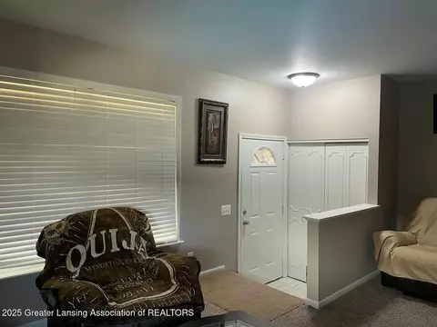 4917 Burchfield Ave, Lansing, MI 48910 photo 8