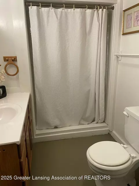 4917 Burchfield Ave, Lansing, MI 48910 photo 21