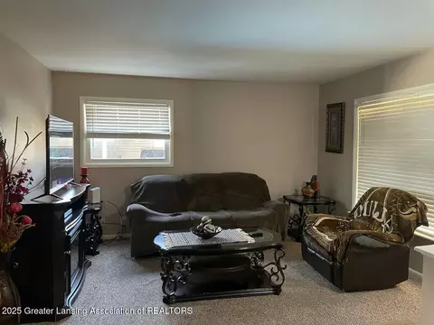 4917 Burchfield Ave, Lansing, MI 48910 photo 6