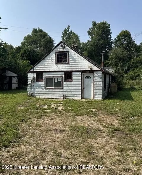 1909 Perrine Rd, Rives Junction, MI 49277