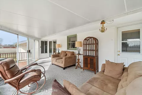 615 W Maple Ave, Bancroft, MI 48414 photo 28