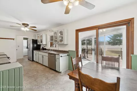 615 W Maple Ave, Bancroft, MI 48414 photo 14