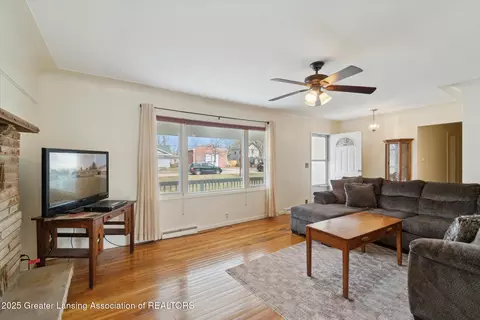 615 W Maple Ave, Bancroft, MI 48414 photo 11
