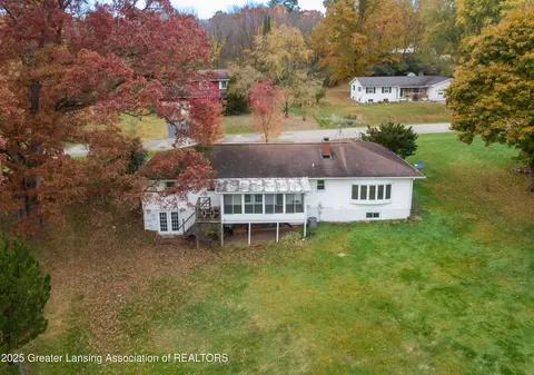 View/Area - 4518 Sandstone Dr, Williamston, MI 48895 photo 5 of 7