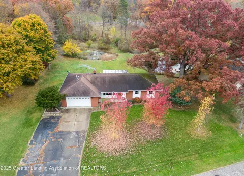 View/Area - 4518 Sandstone Dr, Williamston, MI 48895 photo 2 of 7