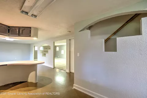 Entry Way - 4518 Sandstone Dr, Williamston, MI 48895 photo 2 of 2