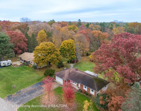 View/Area - 4518 Sandstone Dr, Williamston, MI 48895 photo 4 of 7