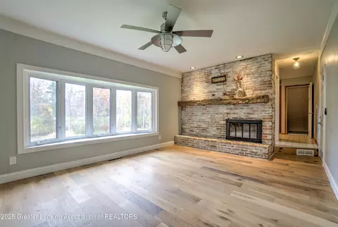 Living - 4518 Sandstone Dr, Williamston, MI 48895 photo 6 of 10