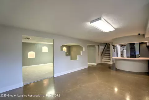 Living - 4518 Sandstone Dr, Williamston, MI 48895 photo 9 of 10