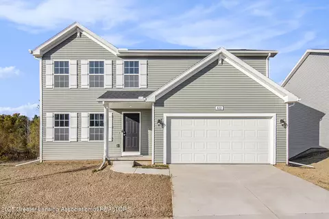 632 St Andrews Dr, Eaton Rapids, MI 48827