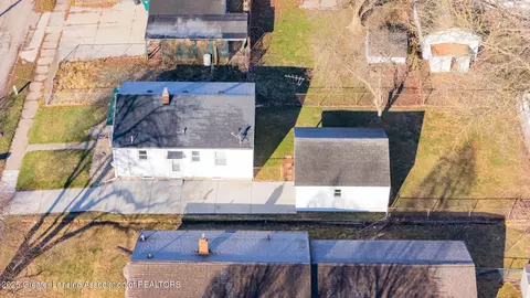 View/Area - 127 E Willard Ave, Lansing, MI 48910 photo 2 of 5