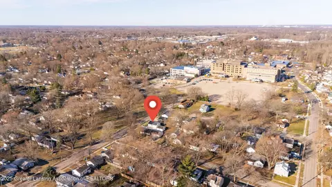 View/Area - 127 E Willard Ave, Lansing, MI 48910 photo 4 of 5