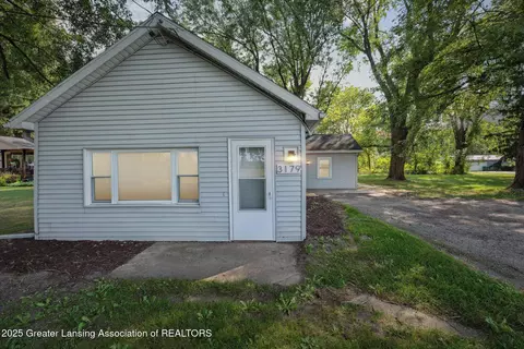 3179 Harper Rd, Mason, MI 48854