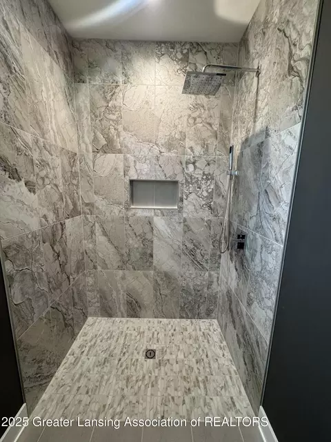 Undisclosed, Bath, MI 48808 photo 8
