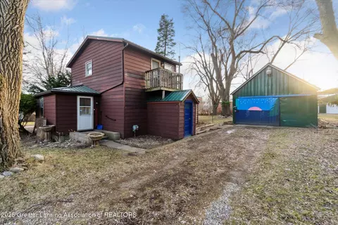 7808 North St, Eureka, MI 48833