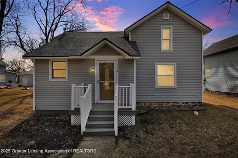 134 E Oak St, Ovid, MI 48866 photo 3