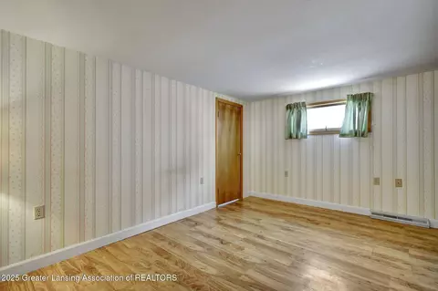134 E Oak St, Ovid, MI 48866 photo 24
