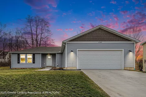 4349 Cinnamon Ln, Leslie, MI 49251