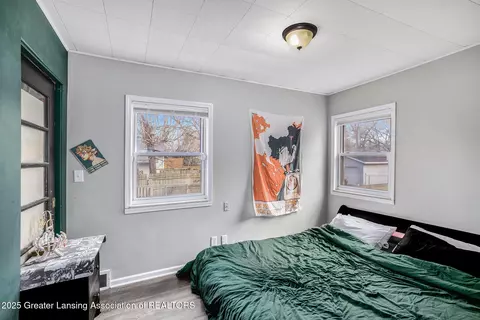 Bedroom - 1823 Bradley Ave, Lansing, MI 48910 photo 1 of 5