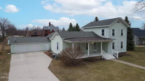 431 Academy St, Portland, MI 48875