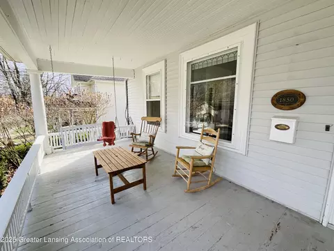 323 N Marshall Ave, Marshall, MI 49068 photo 4
