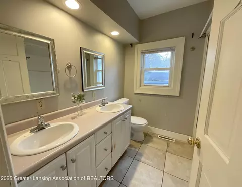 323 N Marshall Ave, Marshall, MI 49068 photo 20
