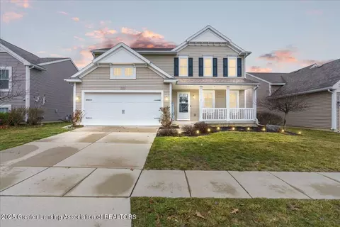 8630 Pinnebog River Dr, Fowlerville, MI 48836