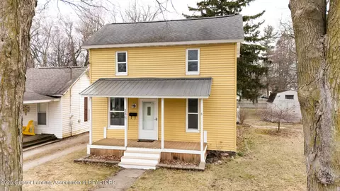 335 Johnson St, Charlotte, MI 48813