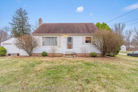 4595 Sycamore St, Holt, MI 48842