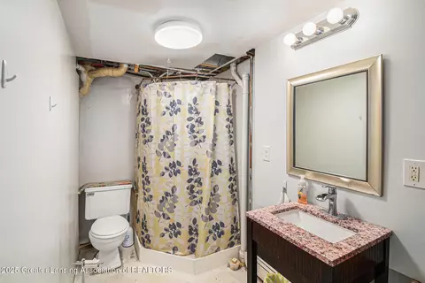 1899 E Webb Rd, Dewitt, MI 48820 photo 23